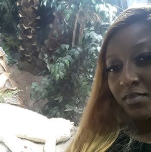 Meet your Posher, Lashay